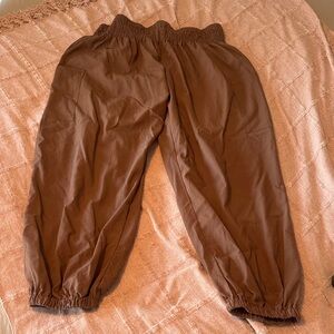 Women’s Brown Elastic Waist Pants